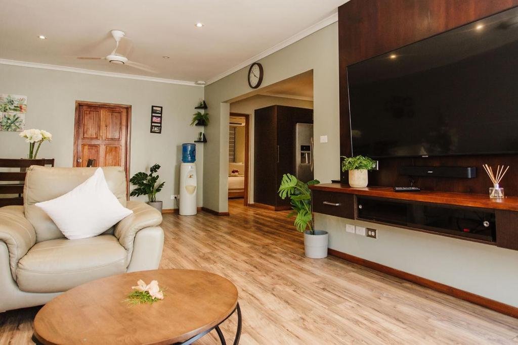 Platinum Cawa Apartments Nadi Buitenkant foto